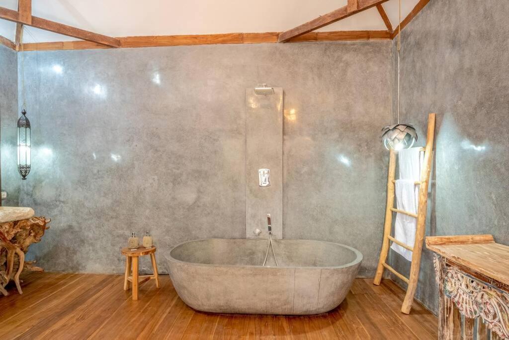 Secret River Villa - Luxury Villa 5 Bedrooms - Kerobokan - Canggu Luaran gambar